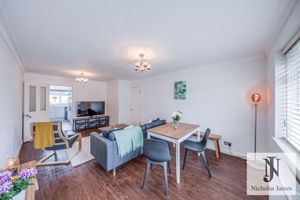 Photo 25- click for photo gallery